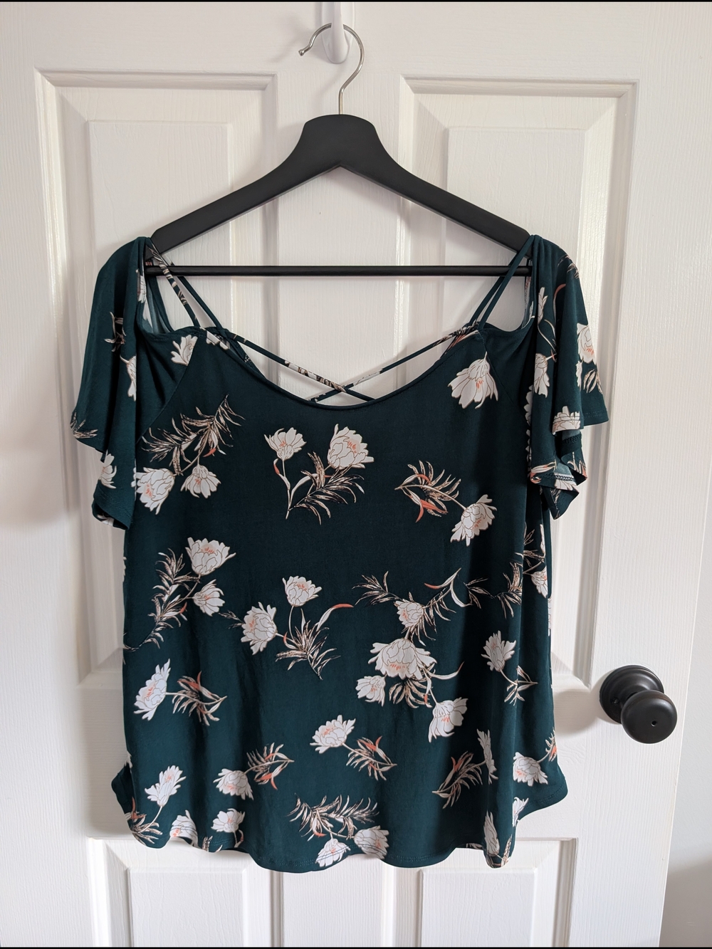 Kaileigh Women's Floral Off-Shoulder Women's Top in Dark Teal XL